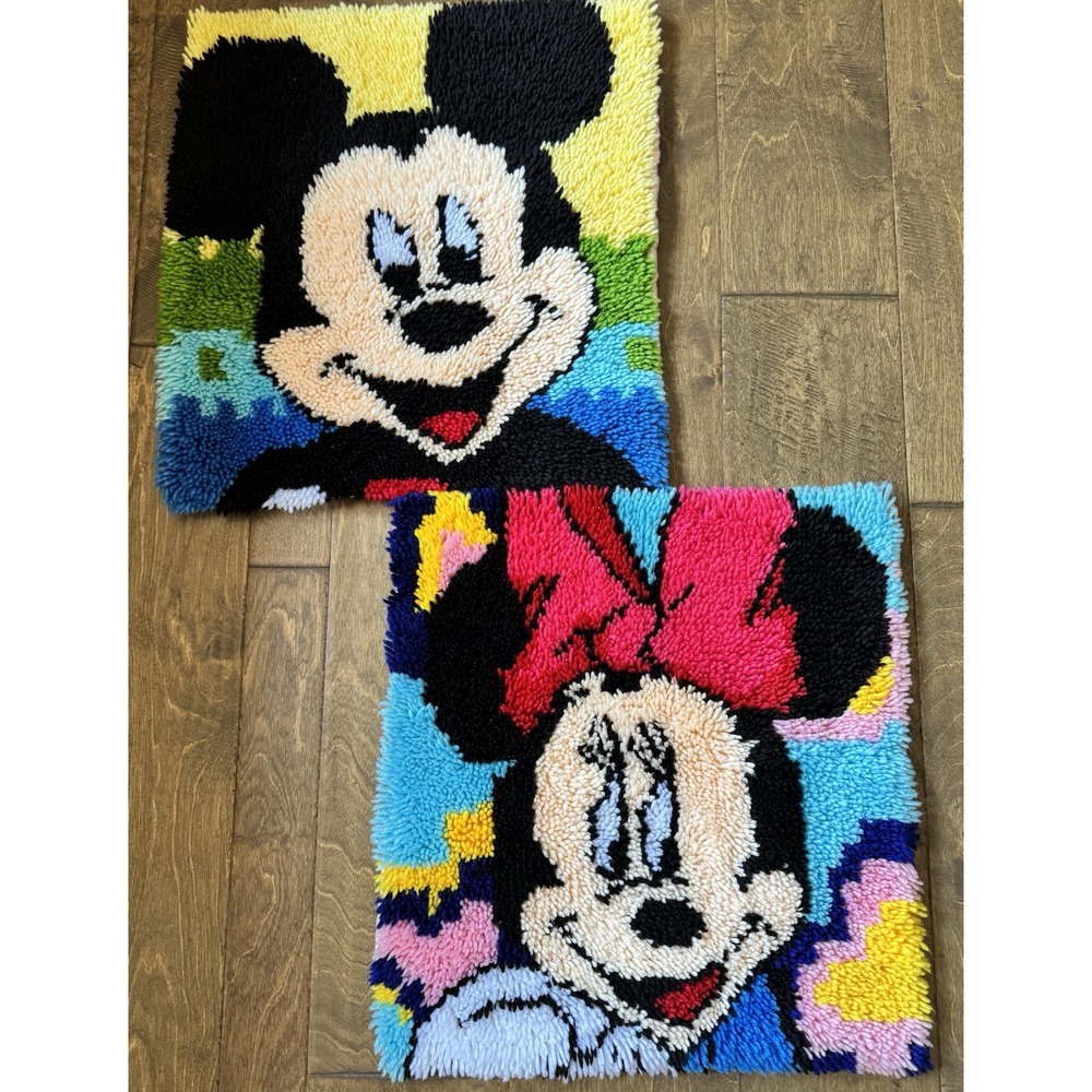Disney Mickey And Minnie Set Of Latch‎ And Hook Pillowcase Covers 19x20"
